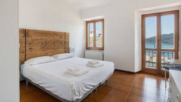 3 chambres, fer et planche à repasser, Wi-Fi gratuit, draps fournis