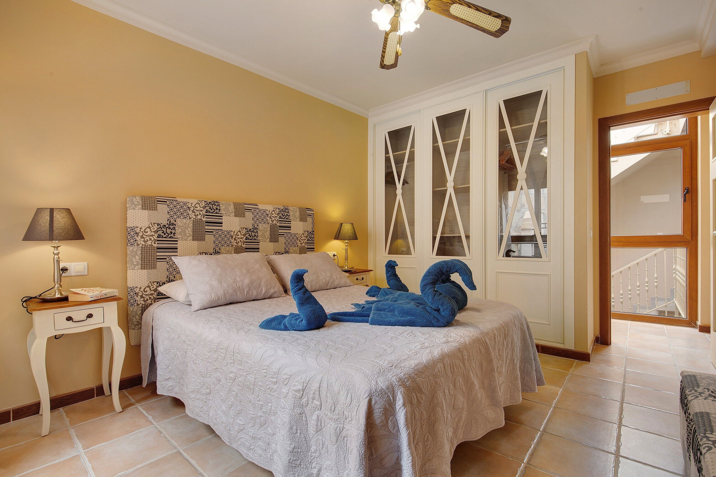 4 bedrooms, iron/ironing board, free WiFi, bed sheets