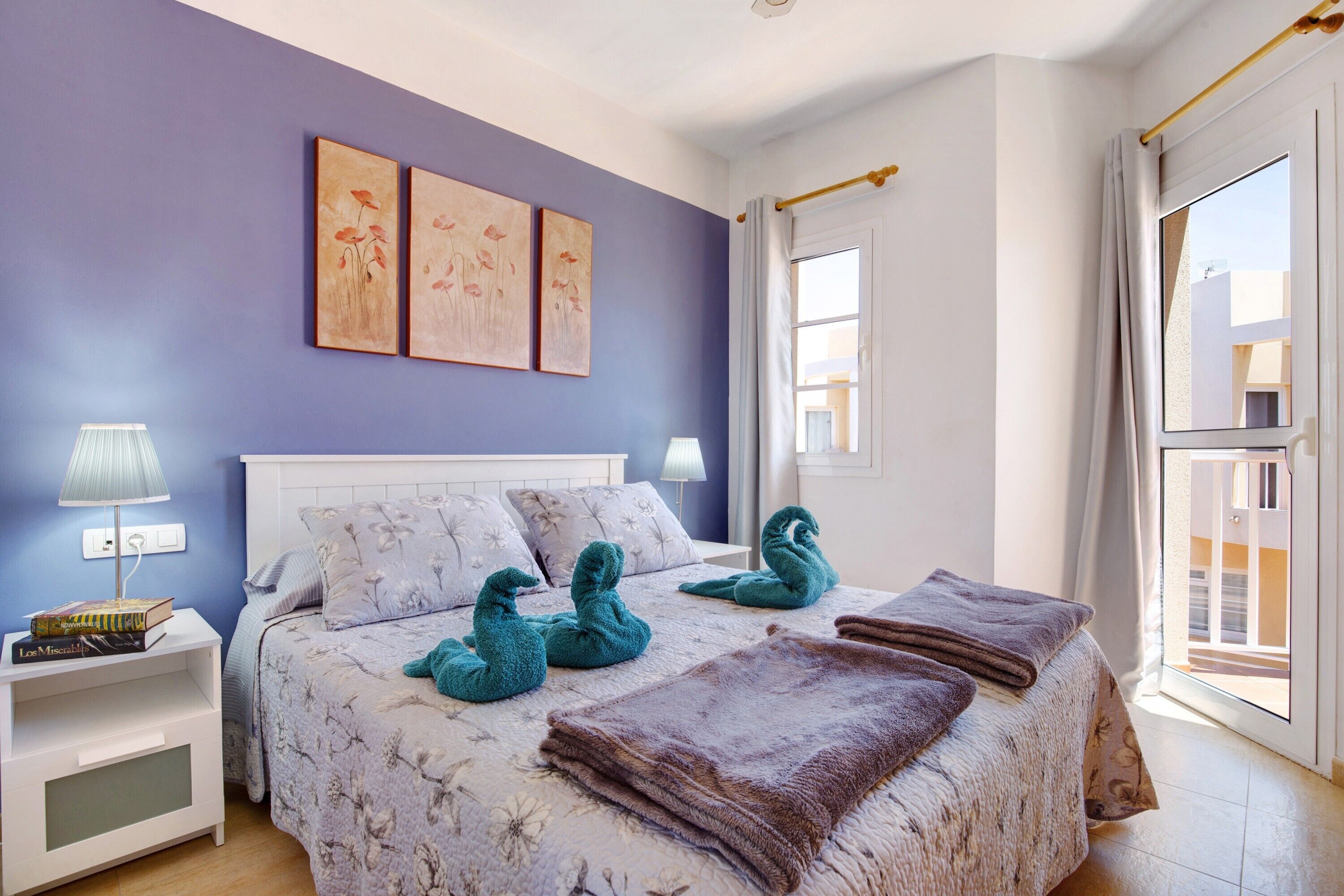 3 habitaciones, tabla de planchar con plancha y wifi gratis 