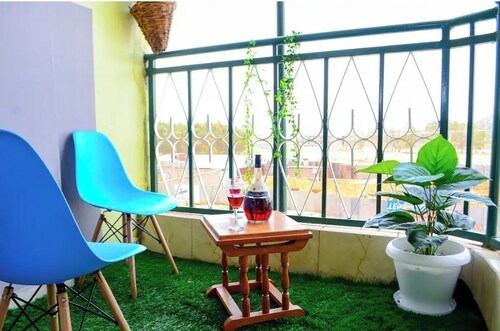 Vickrose empire home stay