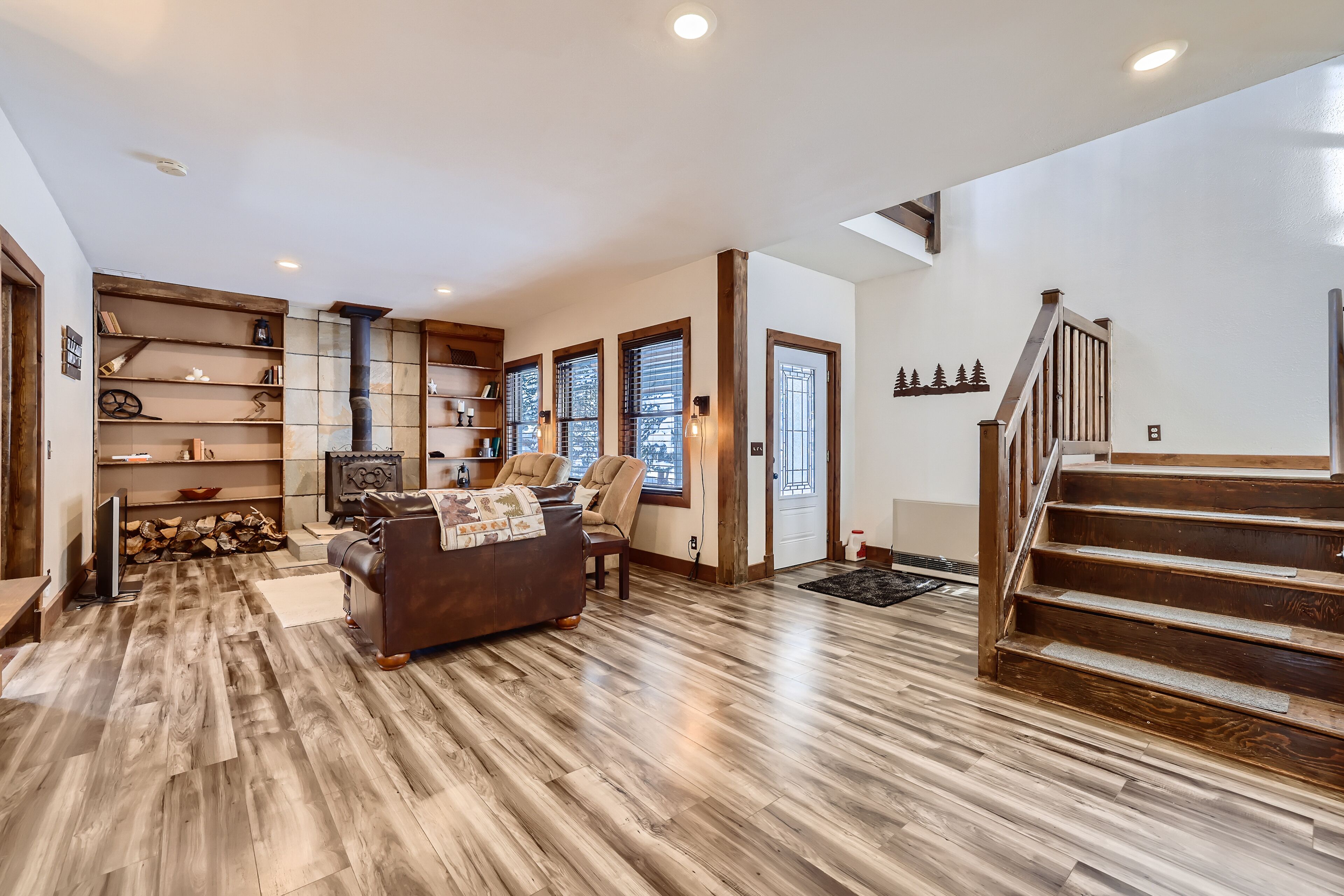 Beautifully updated home with fireplaces & washer/dryer - dog-friendly