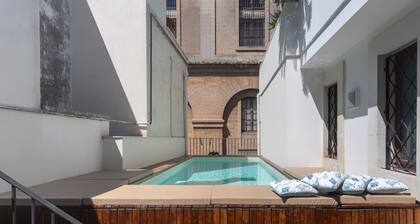 Villa 'Palazzo Paladini' in the City Center with Pool and Wi-Fi