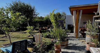 DIE Ferienwohnung Wittenberg on the Elbe meadows in the district of Pratau