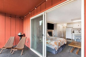 1 chambre, fer et planche à repasser, lit parapluie, Wi-Fi gratuit