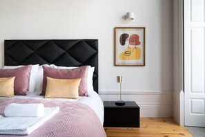 1 quarto, ferros/tábuas de passar roupa, Wi-Fi, roupa de cama