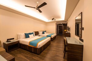 Ropa de cama de alta calidad, minibar, wifi gratis y ropa de cama 