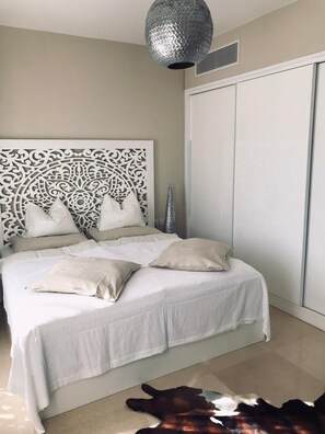 2 Schlafzimmer, Bügeleisen/Bügelbrett, Reisekinderbett, kostenloses WLAN