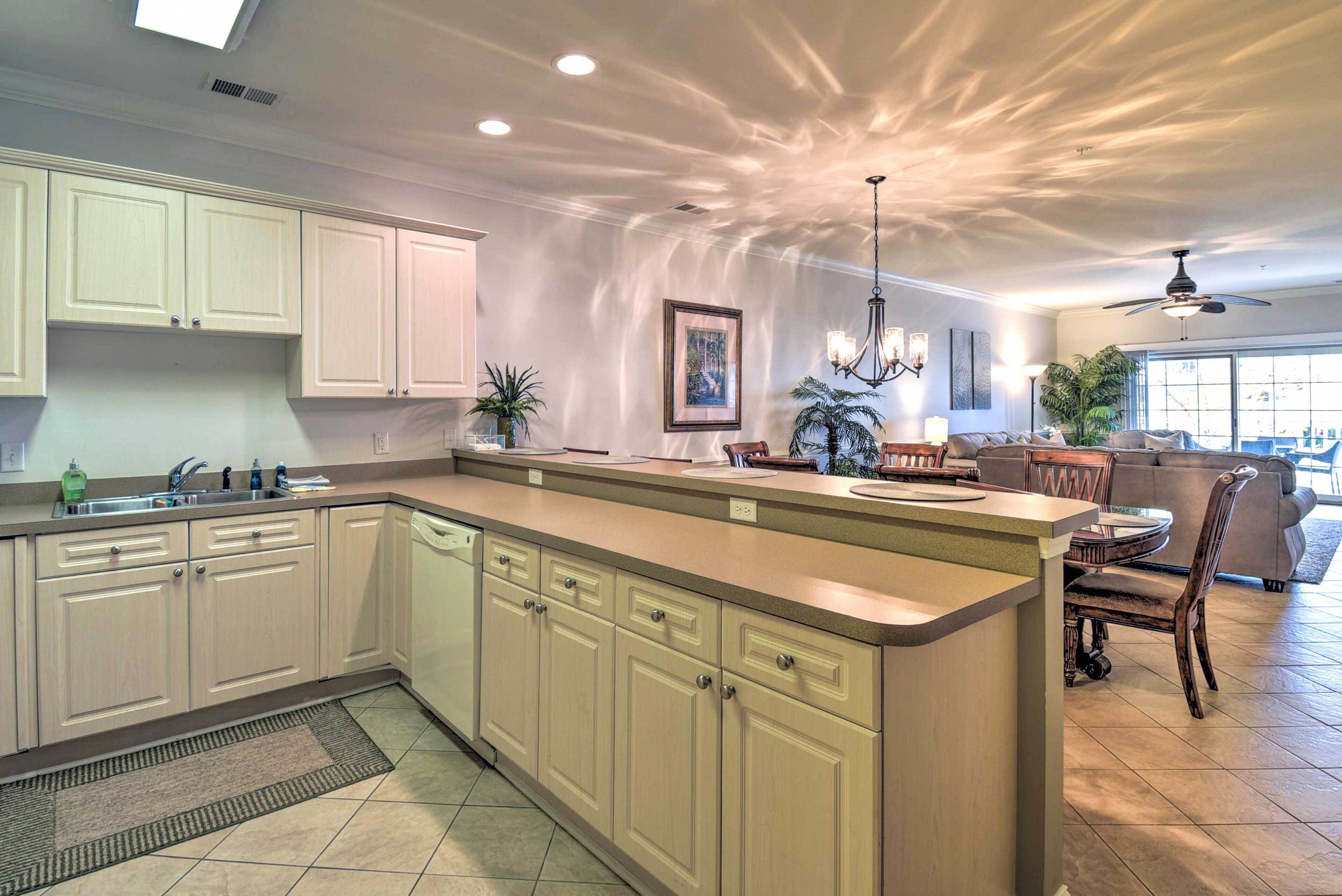 Renovated Myrtle Beach Condo w/ Resort Perks!