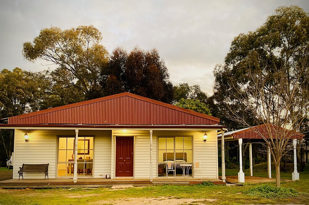 Bushby’s Self Contained Cottage