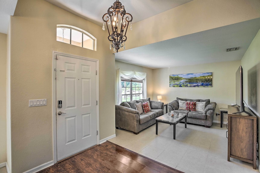 Peaceful Lehigh Acres Home W/ Grill + Lanai! - Lehigh Acres, FL