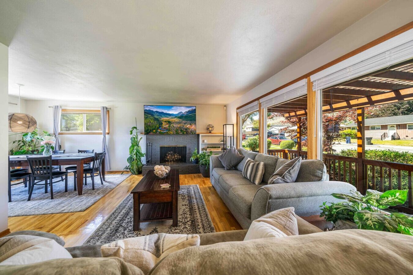Cozy & Quiet With Saddlerock Views - Cashmere, WA