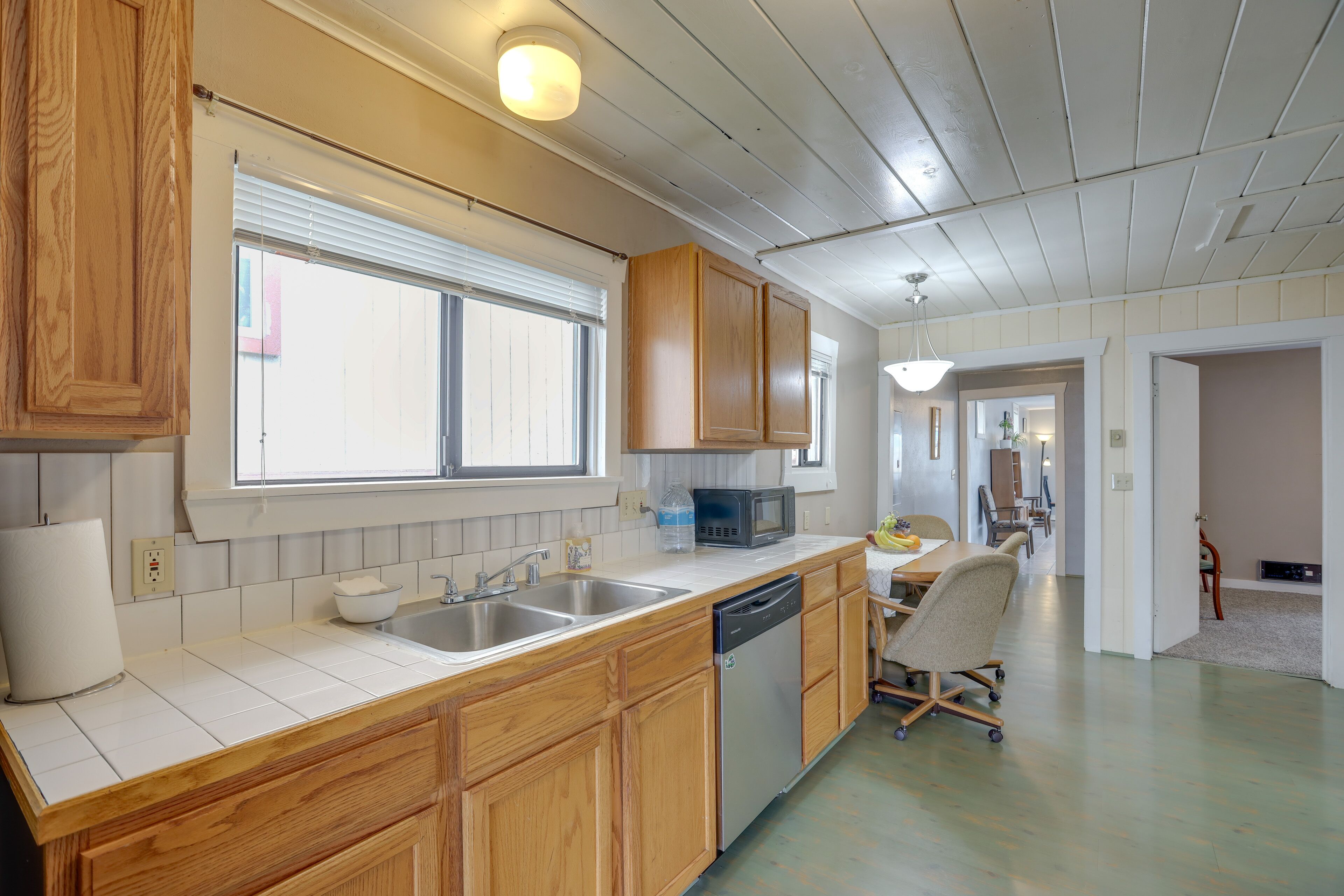 Hilltop Hideout w/ Sweeping Birch Bay Views