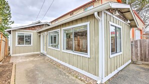 A single-story house with a covered porch and large windows. - Hilltop Hideout w/ Sweeping Birch Bay Views (Blaine)