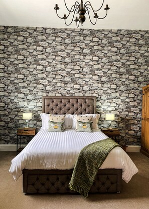 1 bedroom, iron/ironing board, free WiFi, bed sheets - Luxury self-contained country cottage. Amazing views! (Scarborough)