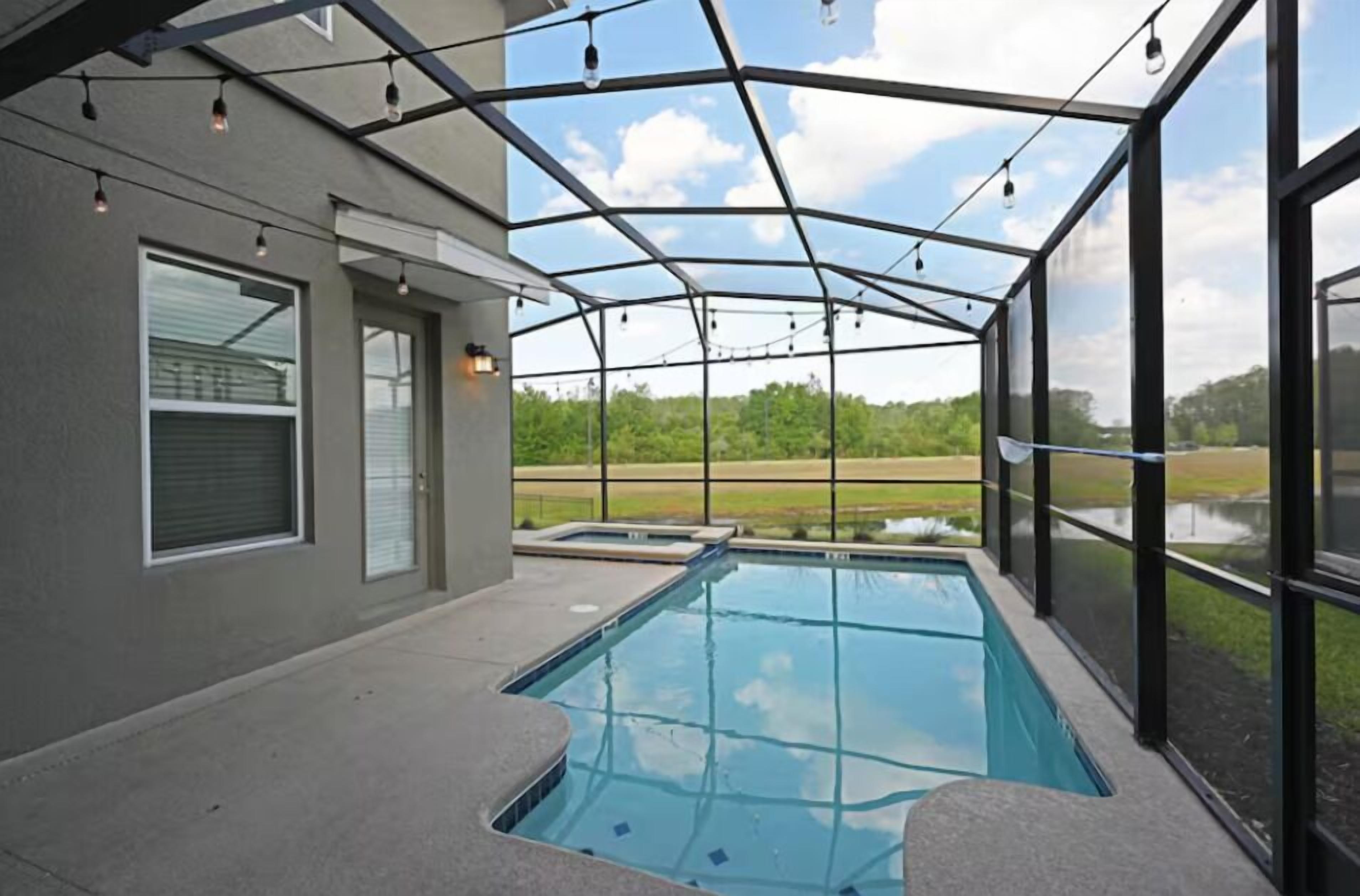 Beheizter Pool