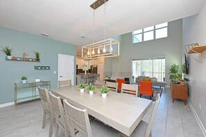Dining - 2797 BD - Storey Lake - Luxury 5 Bed Villa Private Pool (Kissimmee)
