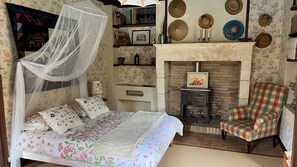 4 Schlafzimmer, Bügeleisen/Bügelbrett, kostenloses WLAN, Bettwäsche