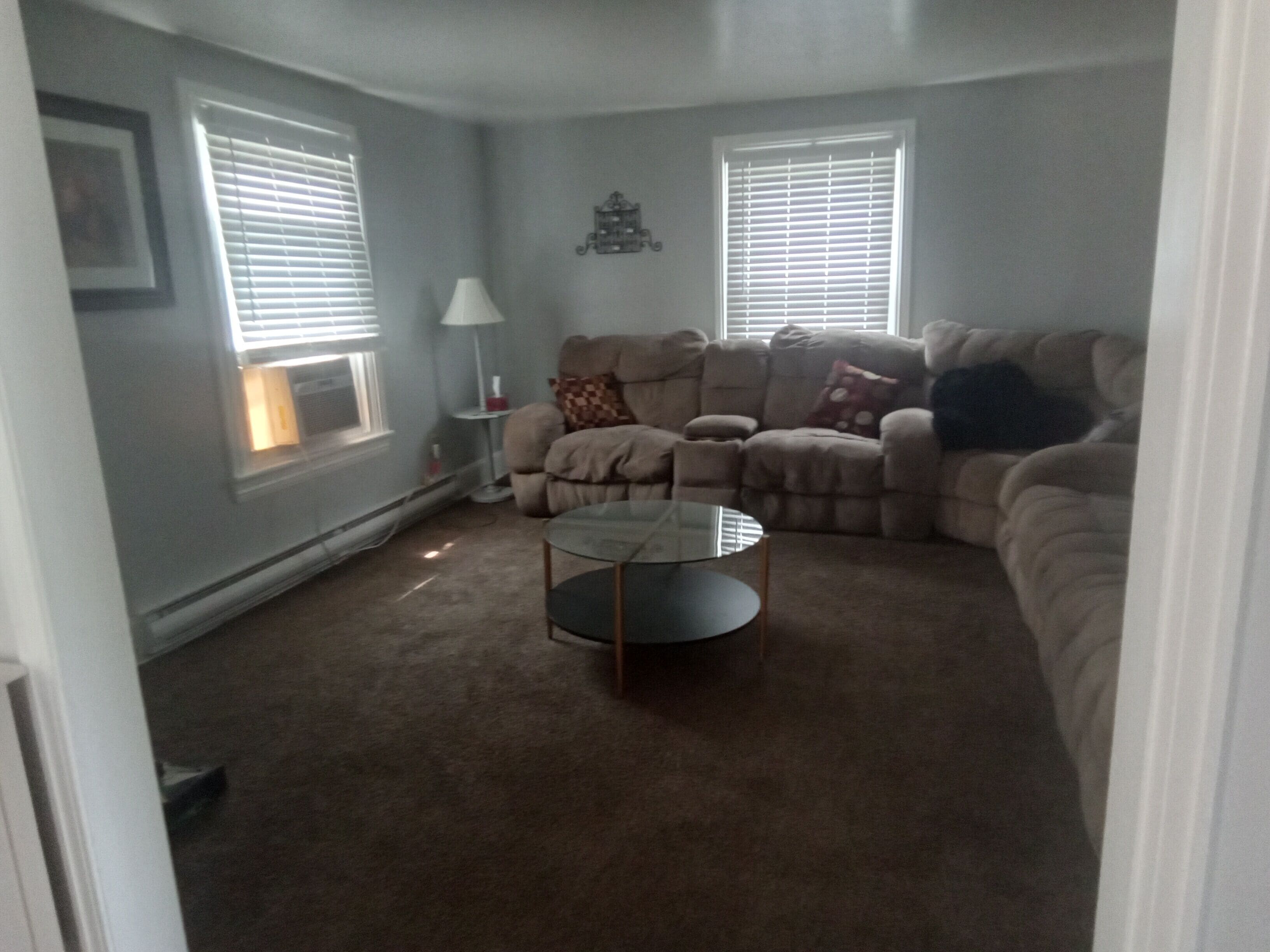 Country Home In the midst of Amish farm neighborhood