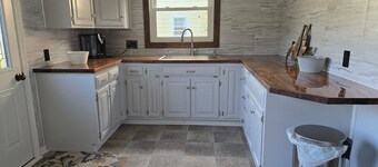 AMISH STAY / Buggy Rides/ Fire pit/Pet Animals/(11 min) intercourse attractions 