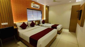 1 slaapkamer, een bureau, gratis wifi, beddengoed