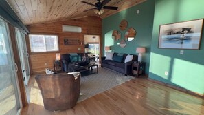 TV, fireplace - Harbor Beach House - Right on the Water, located Downtown La Pointe! (La Pointe)