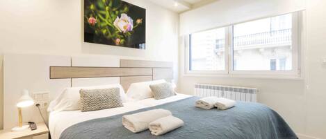 2 Schlafzimmer, Bügeleisen/Bügelbrett, kostenloses WLAN, Bettwäsche