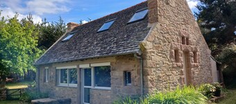 House in the heart of the pink granite coastline