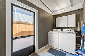 Interior - City Beach Bungalows-WALK TO BEACH (Panama City Beach)