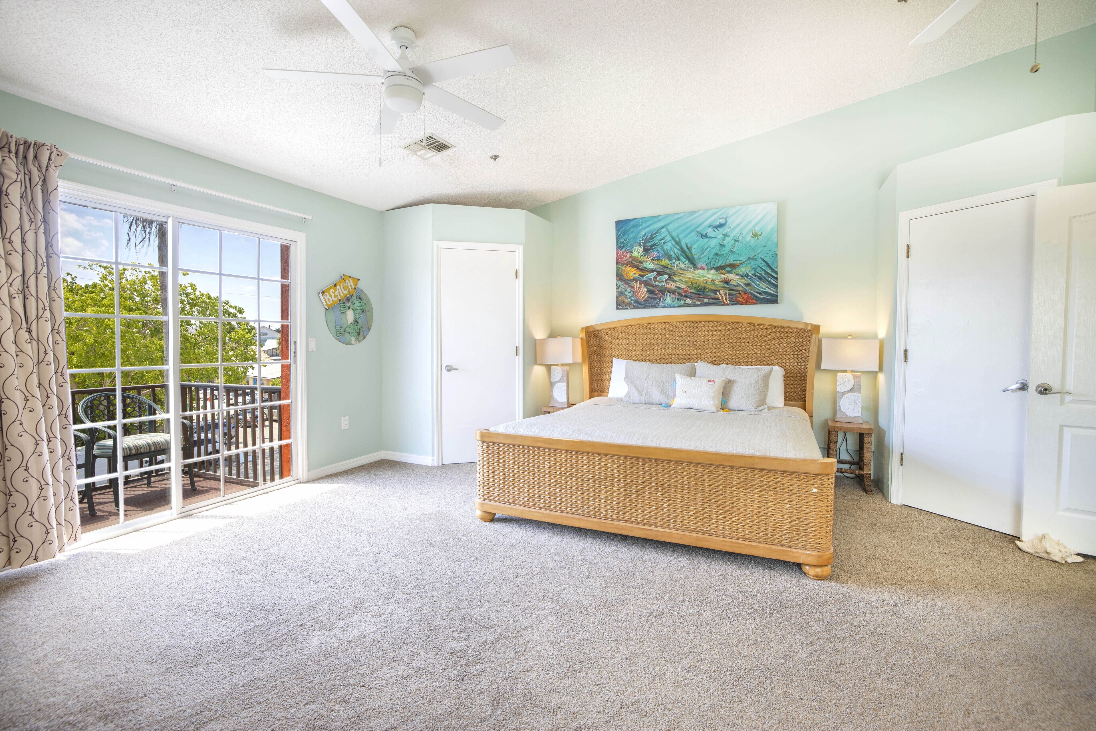 The Big Orange 3BR (Manatee) Unwind in the heart of Siesta Beach!
