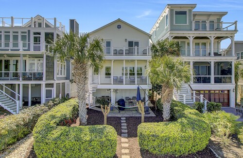 26 Morgans Cove Drive by AvantStay | Unique Marina Location