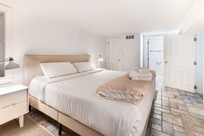 1 chambre, fer et planche à repasser, Wi-Fi gratuit, draps fournis