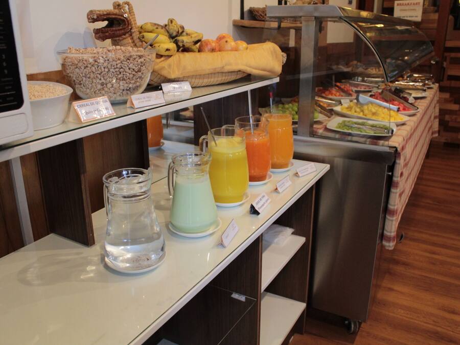 Desayuno buffet incluido todos los días