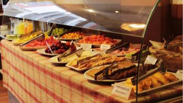 Desayuno buffet incluido todos los días