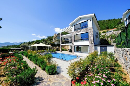 Olive Hills Villa Family-Friendly Luxury Villa with Private Pool in Fethiye