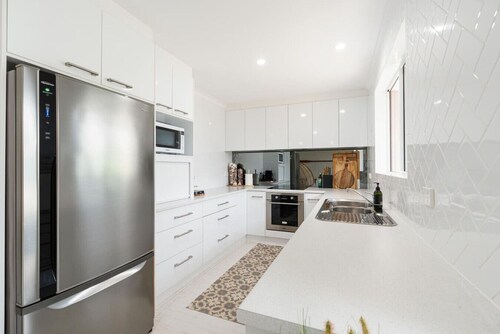 Periwinkle - 6 Berrima Pl, Carrickalinga