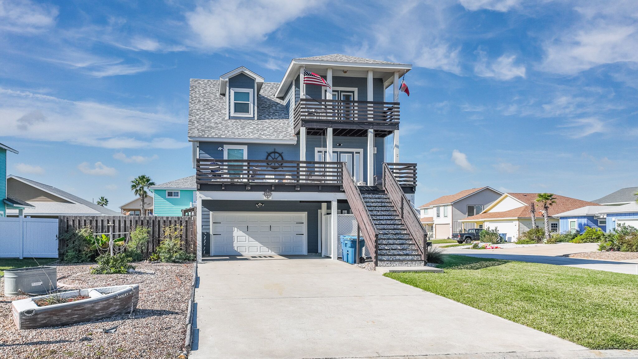 In-town location! Brand new Private Pool!!