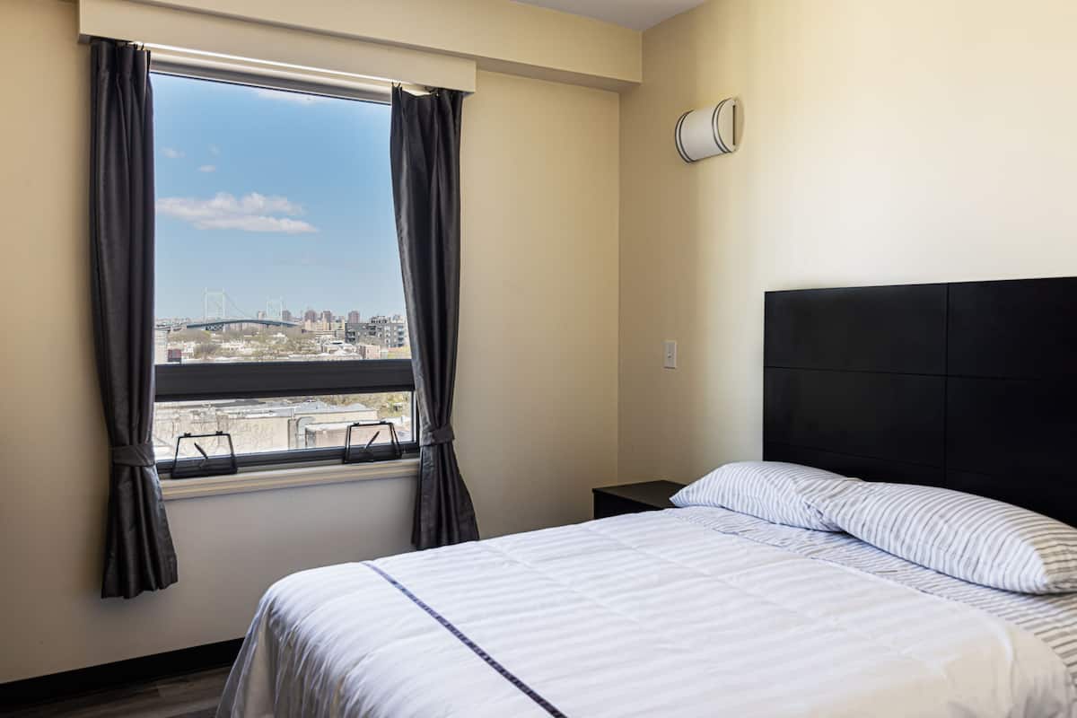 1 bedroom, premium bedding, down duvets, memory-foam beds