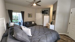1 bedroom, free WiFi, bed sheets