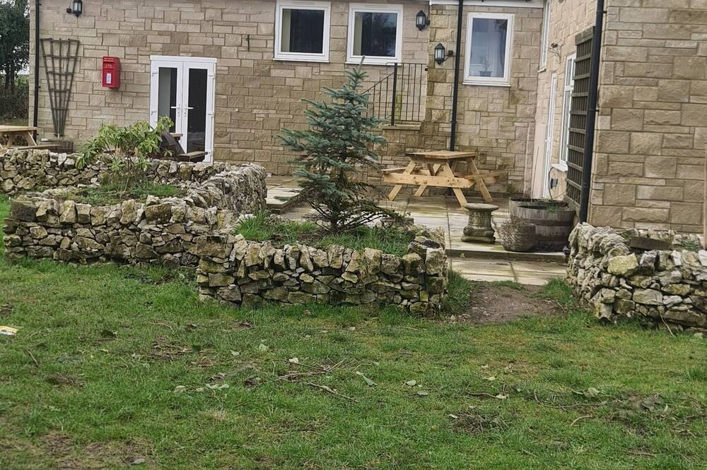 Greystone's nawab annexe 2 in the peak park in Buxton \/ Derbyshire dales