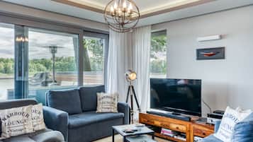 Smart TV, fireplace, printers