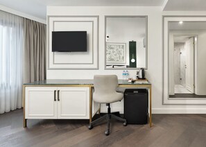 Camera Royal | Biancheria da letto di alta qualità, una cassaforte in camera