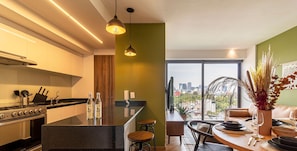 Fridge, microwave, oven, stovetop - Taman by Kukun Summar (Ciudad de México)