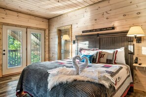 6 habitaciones, tabla de planchar con plancha, cuna de viaje y wifi