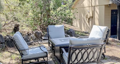 Inviting hotel with lakeview, golf, skiing, WiFi, & Netflix