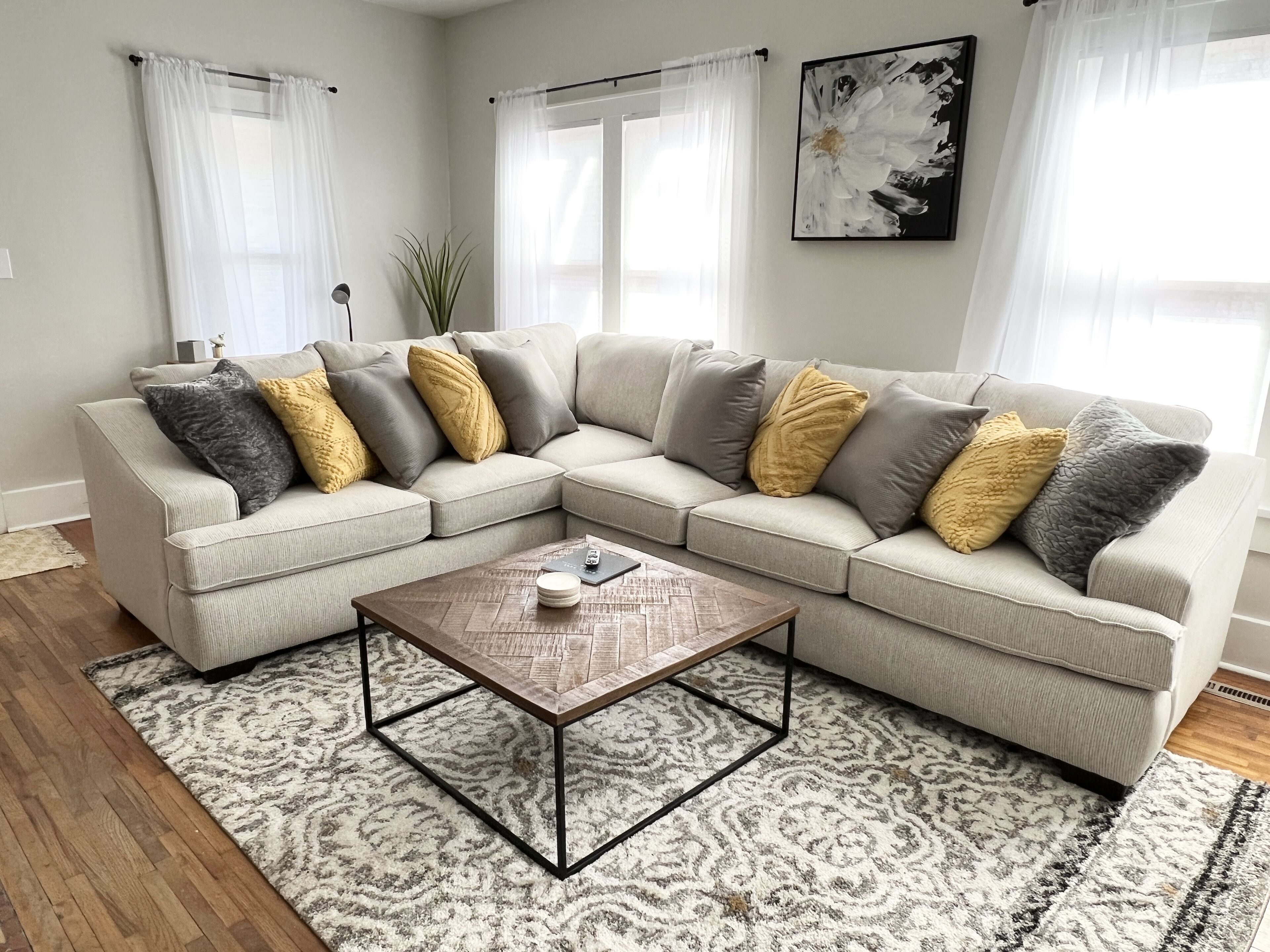 Cozy 2BD Near Hospital - Sleeps 4