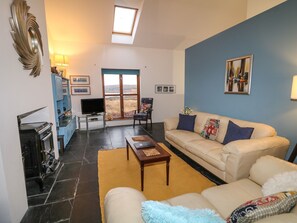 Cottage | Living room - Lough Meela Lodge (Dungloe)