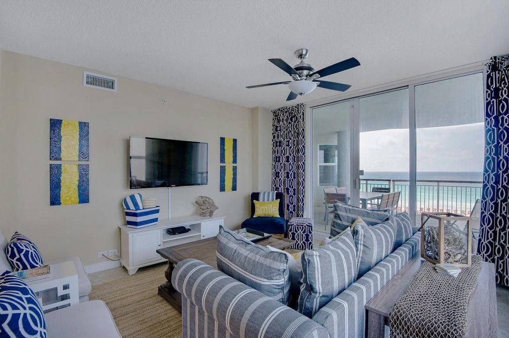 3B Gulf Front Navarre Beach! Includes beach chairs!