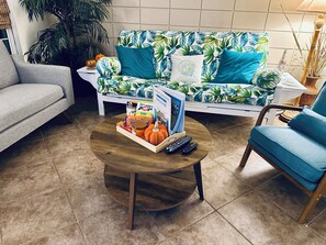 Een smart-tv en een dvd-speler