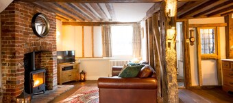 Miller Cottage - A gorgeous historic cottage in picturesque Saffron Walden