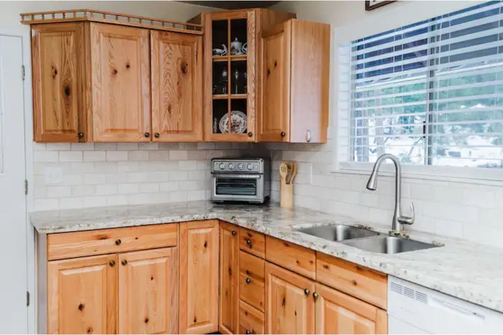 Bass Lake Heights cabin 5 minutes to the Lake, 30 Min to Yosemite gate 